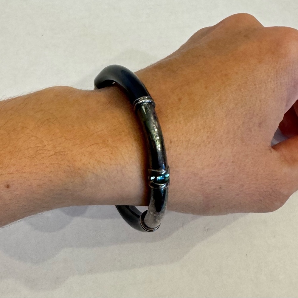 Sterling Silver Vintage Milor Italy Black Enamel Bangle Bracelet Spring Hinged